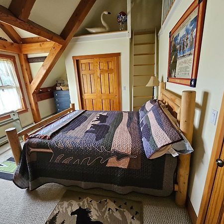 Clover Hill Farm & Country Inn Уилямстаун Екстериор снимка